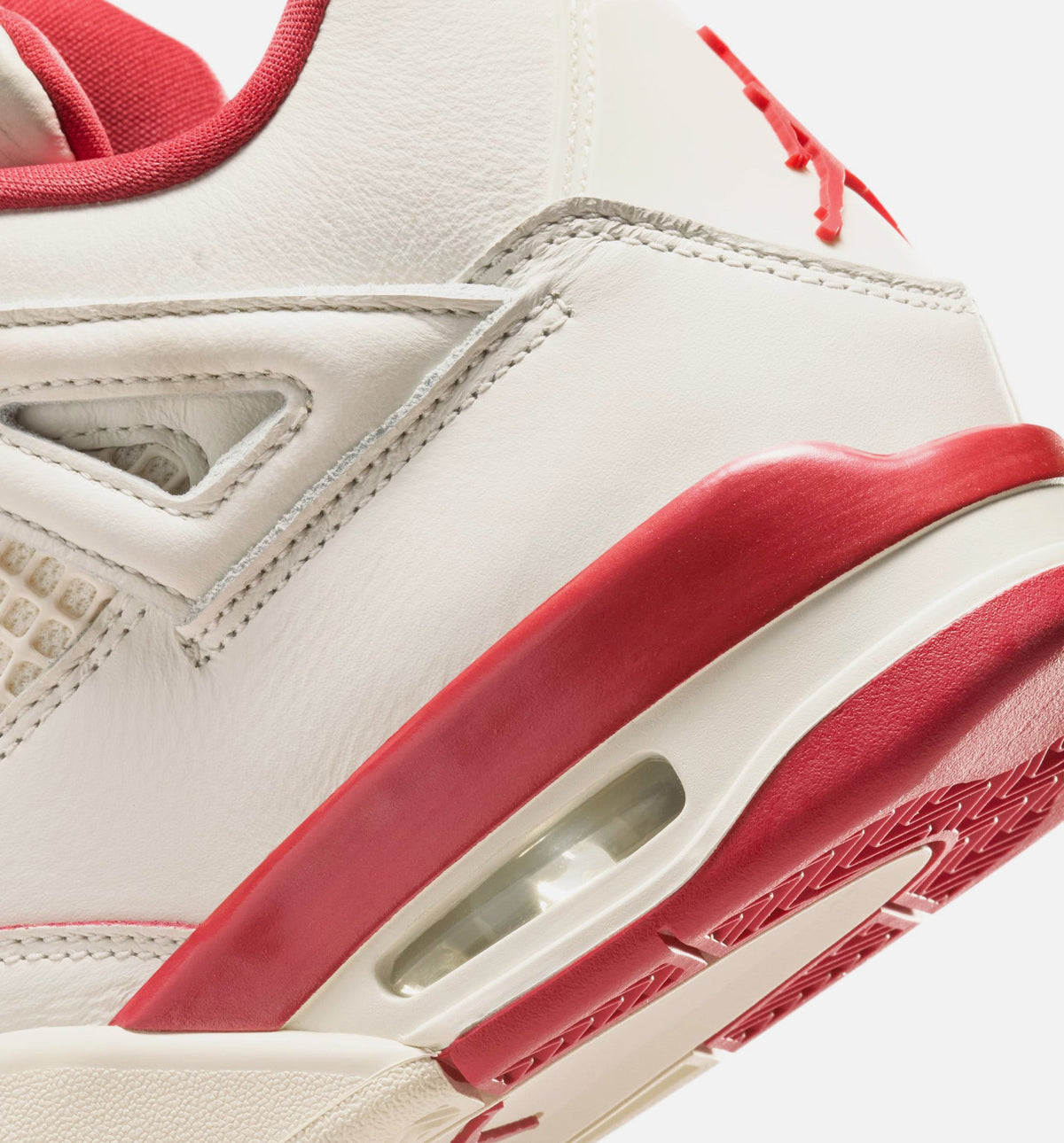 Air Jordan 4 Retro Valentine’s Day – Women's Lifestyle Shoe in Pale Ivory/Sierra Red/Tough Red
