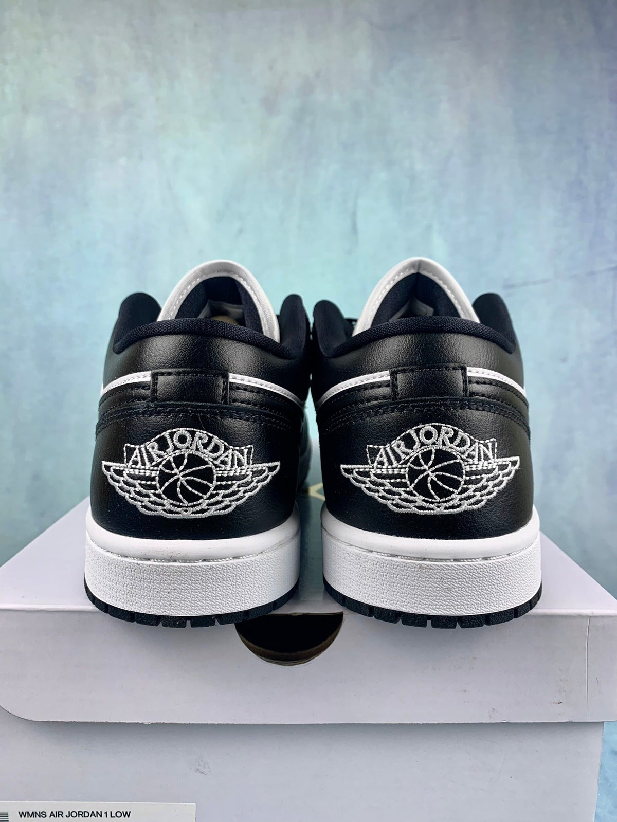 Air Jordan 1 Low Panda Black and White Unisex Sneakers DC0774-101