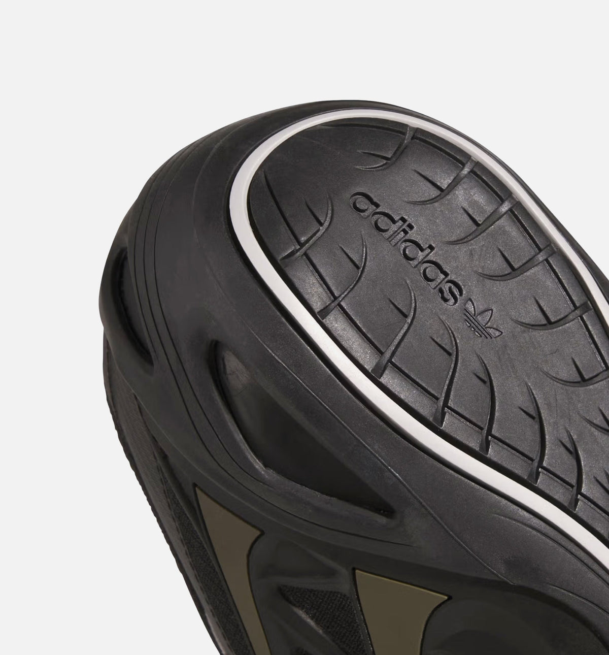 Bad Bunny x Mercedes AMG Petronas F1 Adiracer – Men's Lifestyle Shoe in Branch/Sand/Cinder