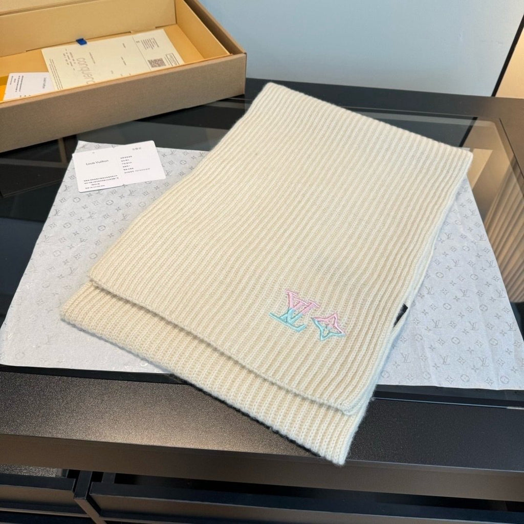 Louis Vuitton Cream Rib-Knit Scarf and Beanie Set